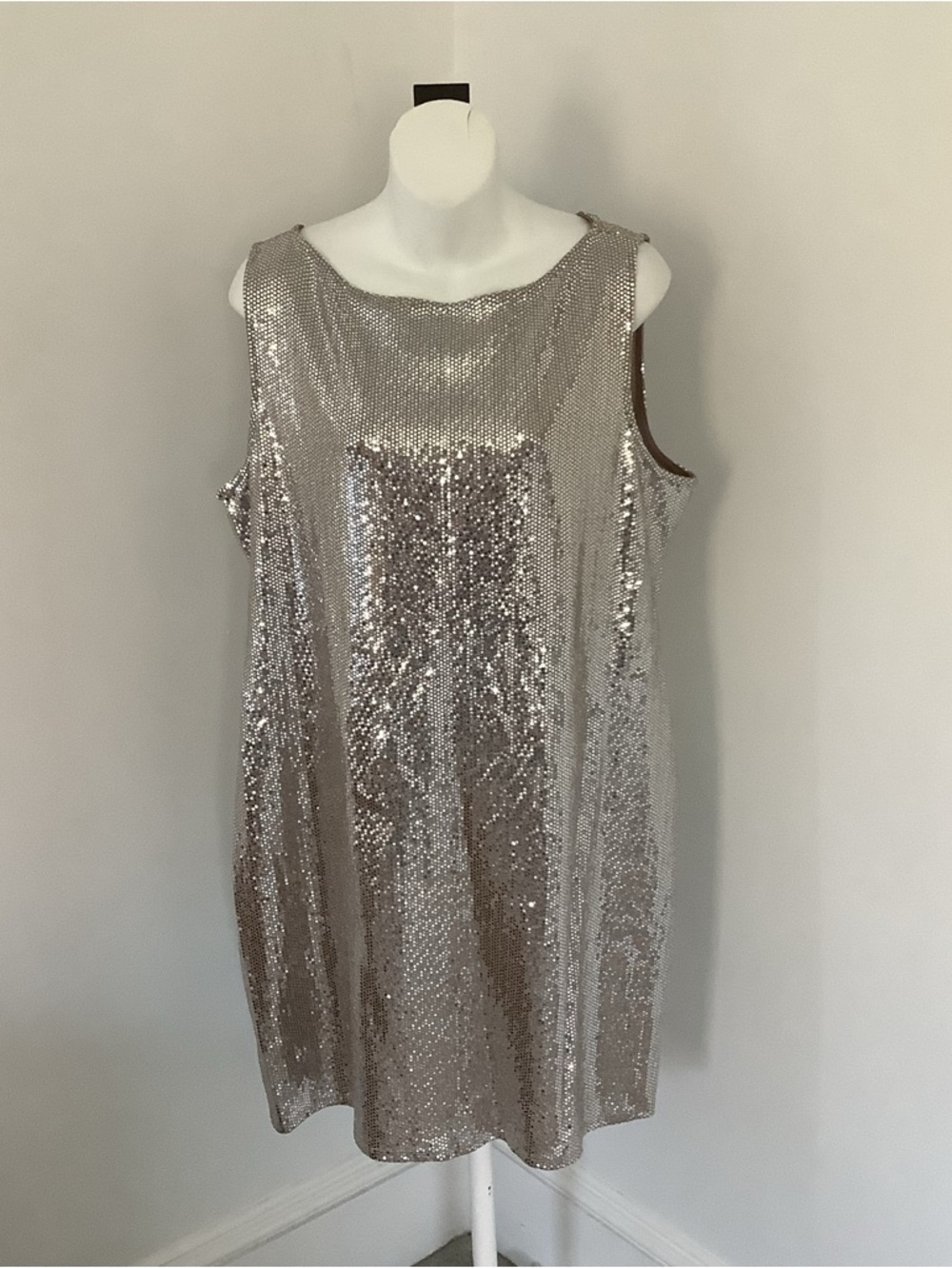 Tiana B. Silver Sequin Mini Shift Dress Sz. XL